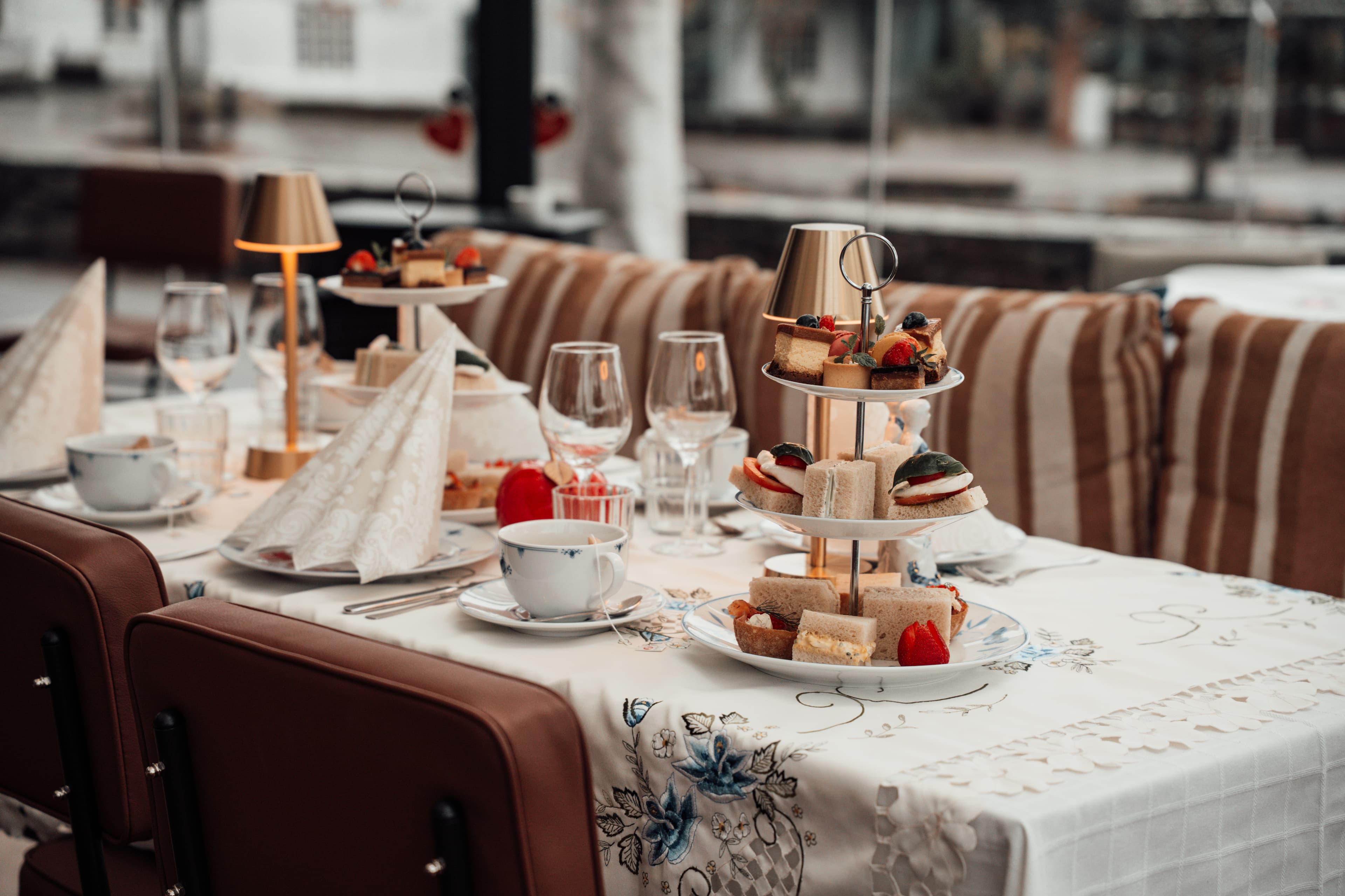 Afternoon Tea Special - tre musserende viner hos Jonas B. Gundersen