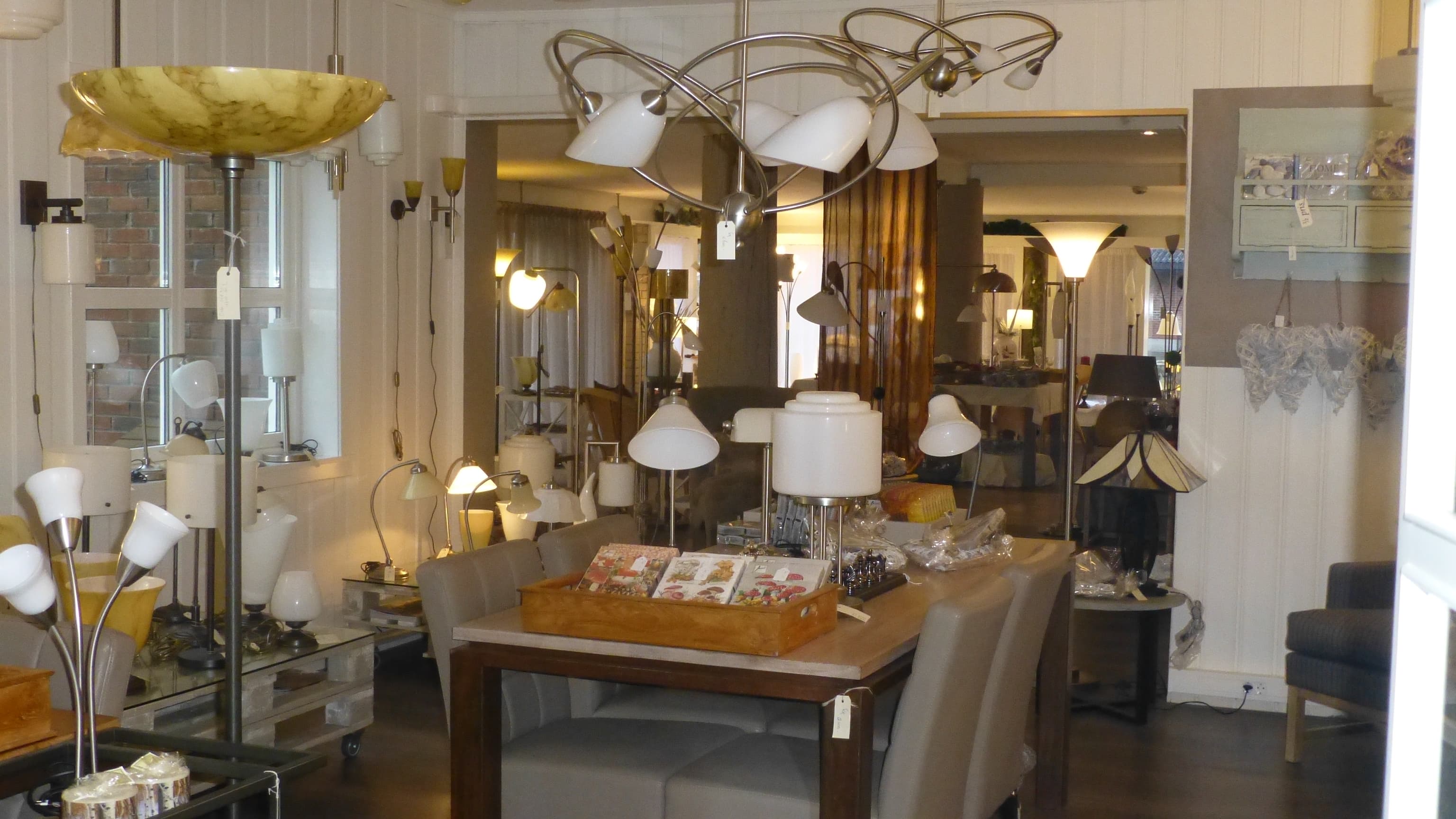 Løvheim Interiørbutikk og Gjestehus