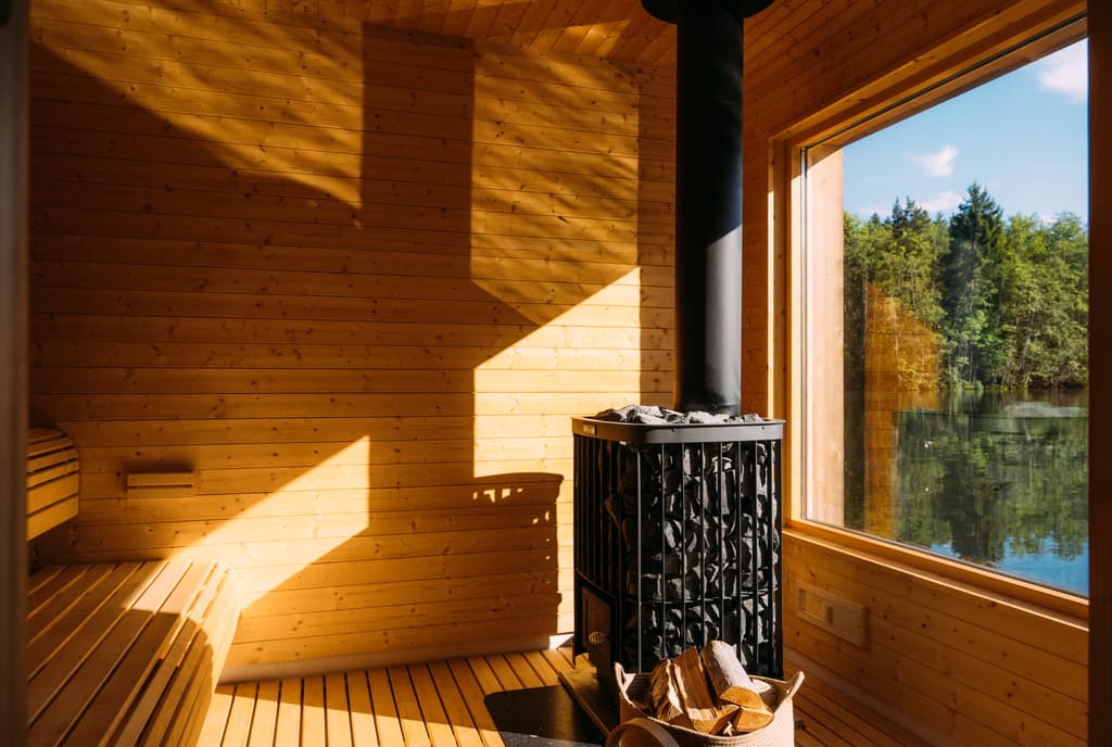 Skogens rom Sauna i Lunde ved Telemarkskanalen