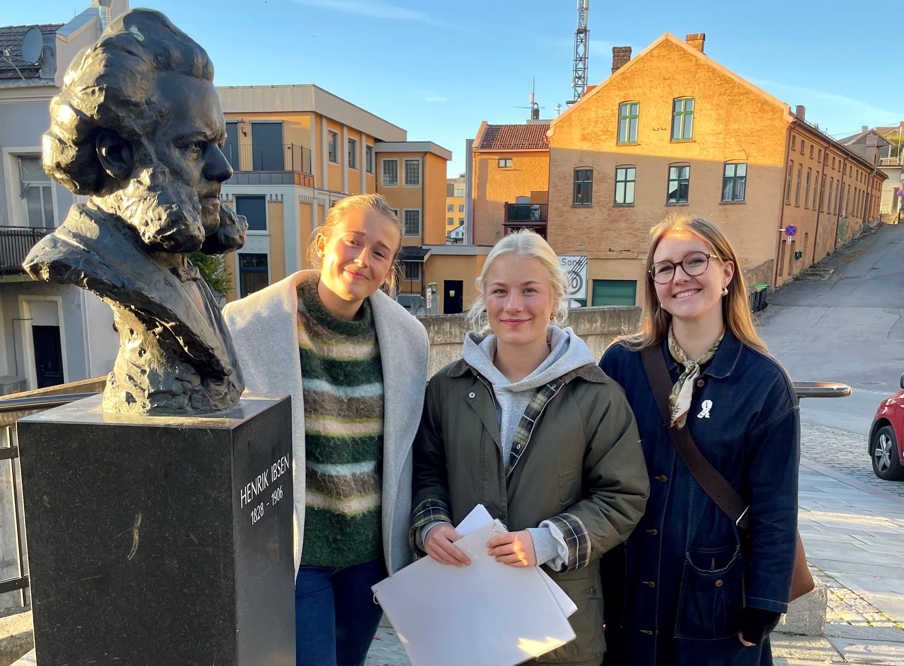 I spora til Ibsen i Skien